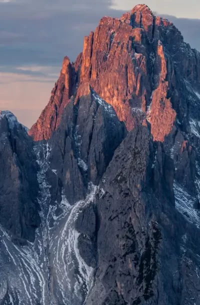 breathtaking-shot-mountain-misurina-italian-alps-cloudy-sky.webp